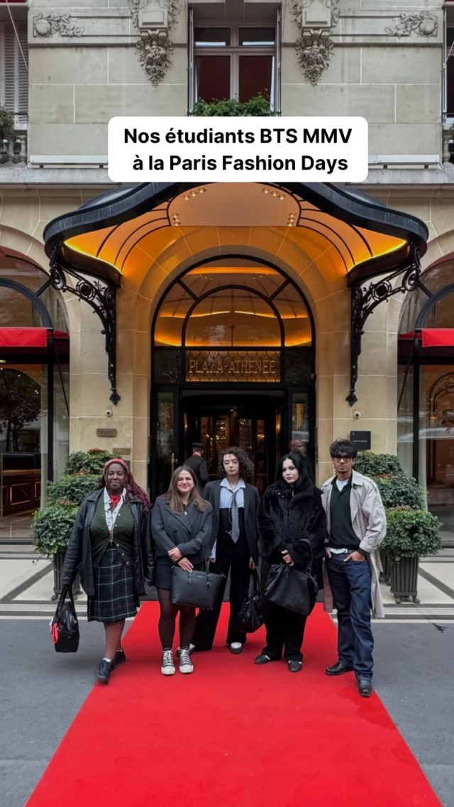 ✨BACKSTAGE PARIS FASHION DAYS ✨

Nos étudiants en BTS MMV ont eu l’immense privilège de participer aux coulisses de la @parisfashiondays au sein du prestigieux Hôtel @plaza_athenee et du @palais_vivienne 👗✨

Ils ont eu la chance de pouvoir contribuer à la mise en œuvre du défilé : préparation des tenues, repassage et ajustements 👏🏼

Bravo à nos étudiants pour leur professionnalisme, leur réactivité et leur passion !😊

@vock.venock @leaacreation @haron.mln @nymphea_13

🎥 Retour en images sur cette expérience unique✨

Un grand merci aux équipes de @parisfashiondays l’hôtel @plaza_athenee et le @palais_vivienne pour leur accueil et leur confiance🙏🏼✨

#btsmmv#ParisfashionDays#PlazaAthénée#ÉcoleDeMode#backstage#défilé 
#mode#hautecouture#luxe#fashionweek#paris#elyseesmarbeuf