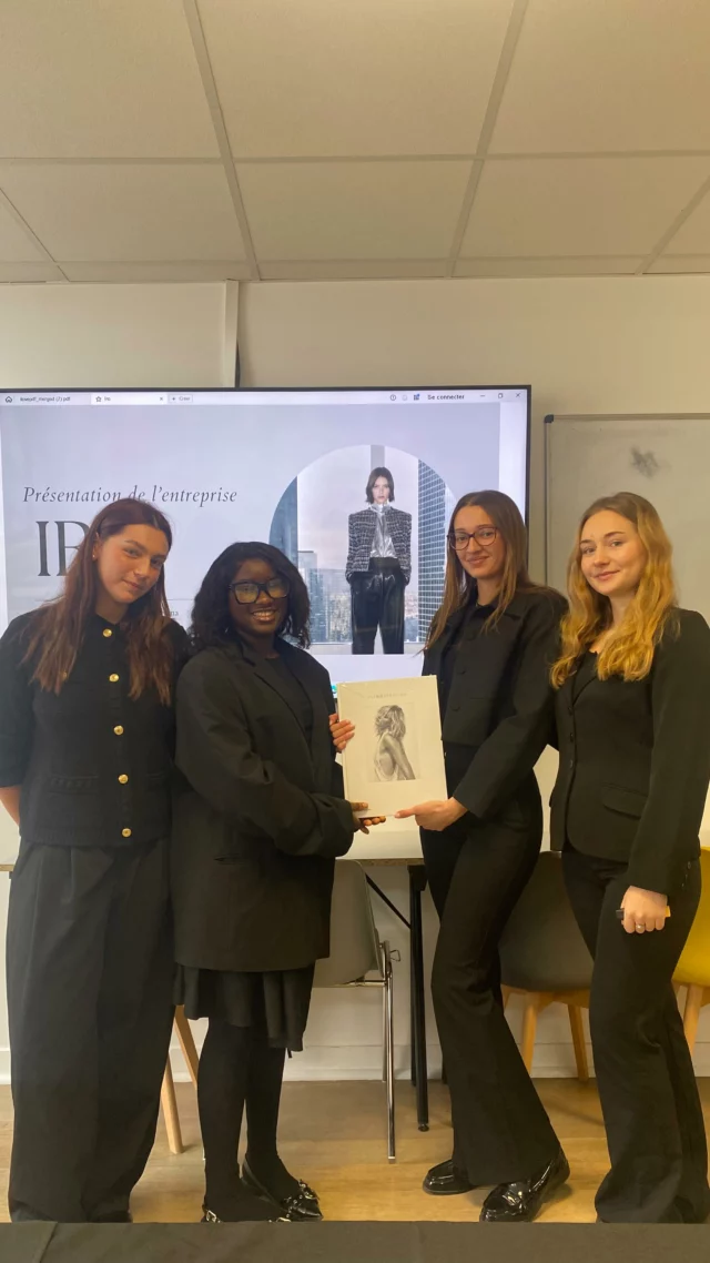 NOS ÉTUDIANTS BACHELOR 3 EN PROJET CONSULTING

Cette année, nos étudiants de 3e année ont endossé le rôle de consultants marketing lors de deux sessions d’immersion.

En collaboration avec l’école, ils ont accompagné @cellcosmet_official, marque suisse en France en travaillant sur la communication, la distribution et l’expérience client @elisa_cellcosmet @carolinedevierto

Ils ont ensuite réalisé un second projet avec des entreprises qu’ils ont sélectionnées comme @livianacontiofficial @homerevofficial et bien d’autres.

Bravo à eux pour leur engagement !

#bachelor#commerce#marketing#luxe#cellcosmet#livianaconti#communication#elyseesmarbeuf#paris