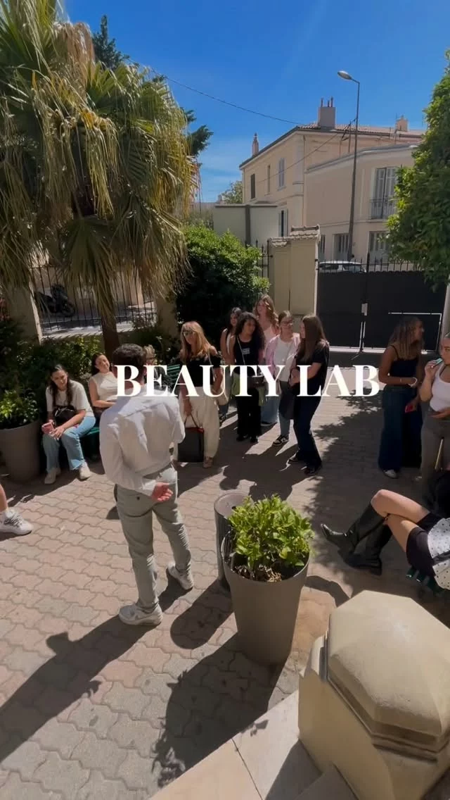 RETOUR SUR NOTRE JOURNÉE D’INITIATION BEAUTY LAB À CANNES

Ateliers, rencontres et découvertes des métiers de la beauté étaient au rendez-vous !

Merci à tous les participants pour cette belle journée ! 

#beautylab #coiffure #esthetique #formationbeauté #elyseesmarbeuf